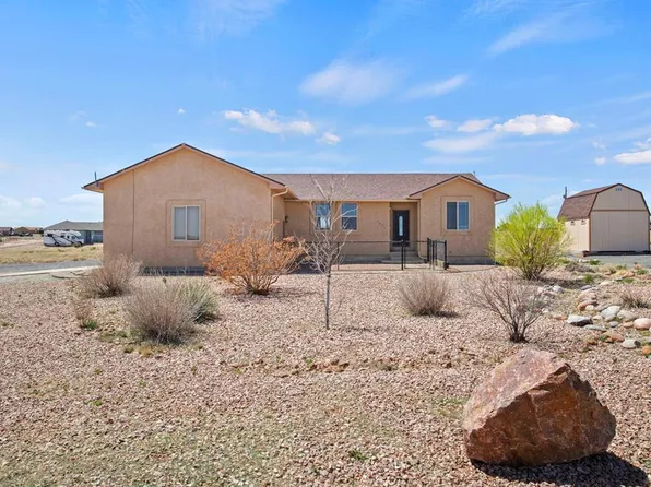 1071 N Lost Hills Ln, Pueblo West, CO 81007