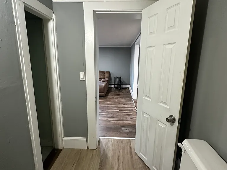 8 Beacon St #A — Photo 9