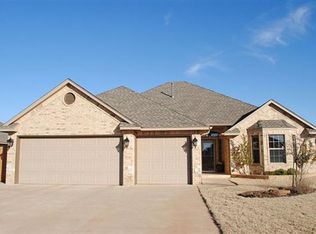 620 N Buckhorn Way, Mustang, OK 73064