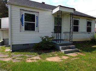 410 Worth St, Mount Airy, NC 27030