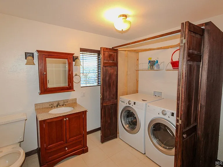 1772 Columbine Dr — Photo 23