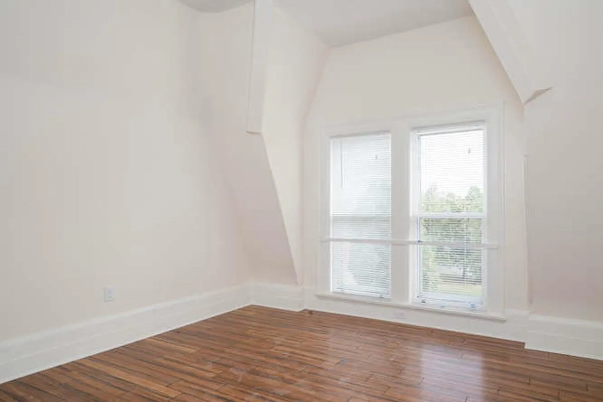 1 bed, 600 sqft, $1,300 — Photo 1