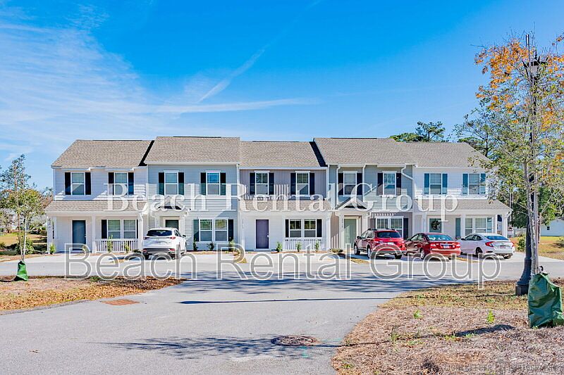 1st image of 109 Oxforshire St #13