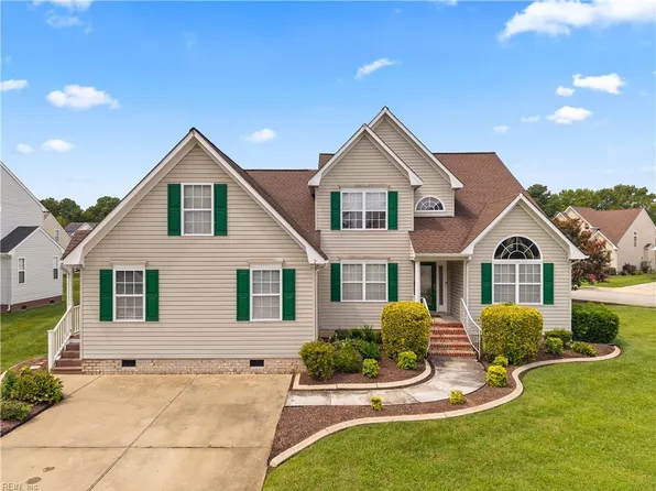 2 Egret Cir, Hampton, VA 23666