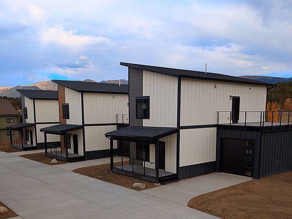 2nd image of 353 Cranmer Ave