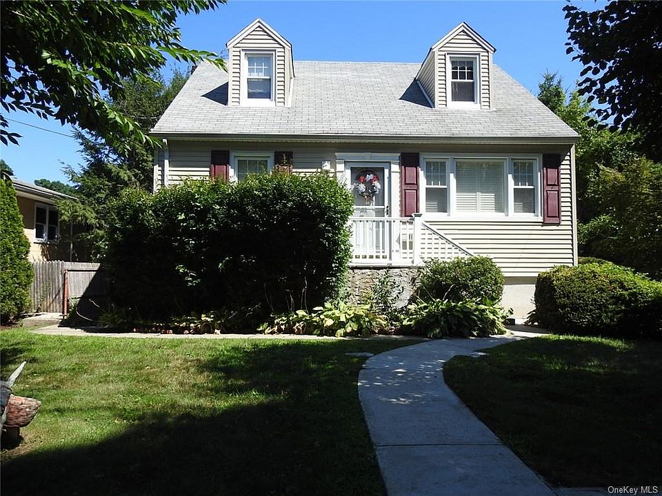 1st image of 39 Midwood Ave