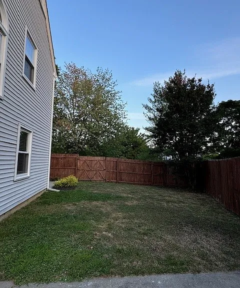 6 Holmes Ct — Photo 15