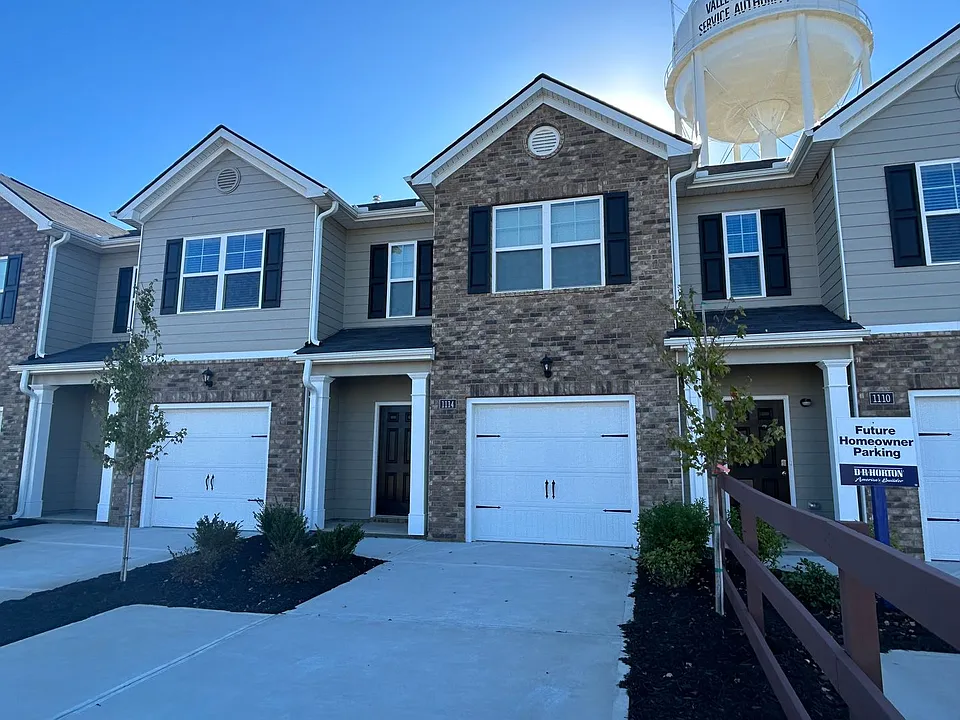 1114 Bramhall Dr