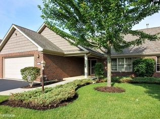 941 Serene Trl, Woodstock, IL 60098