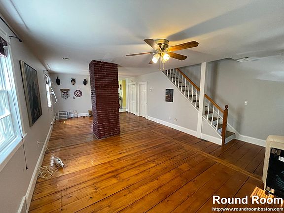 2nd image of 23 Hews St