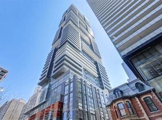 7 Grenville St #5805-C01, Toronto, ON M4Y 0E9