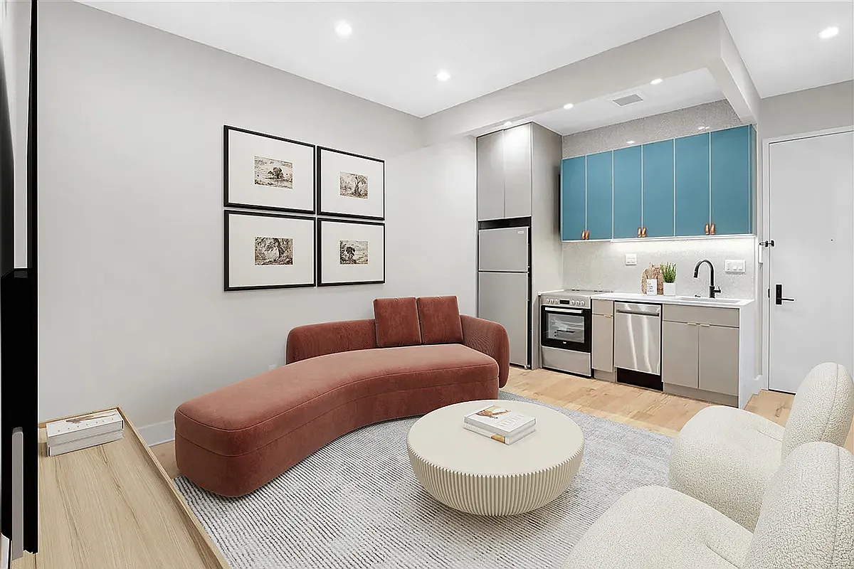 Building Photo - 725 Metropolitan Ave #2B