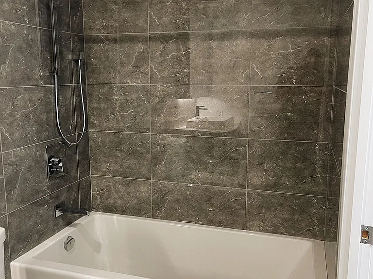 7 Smith Cres #302 — Photo 16
