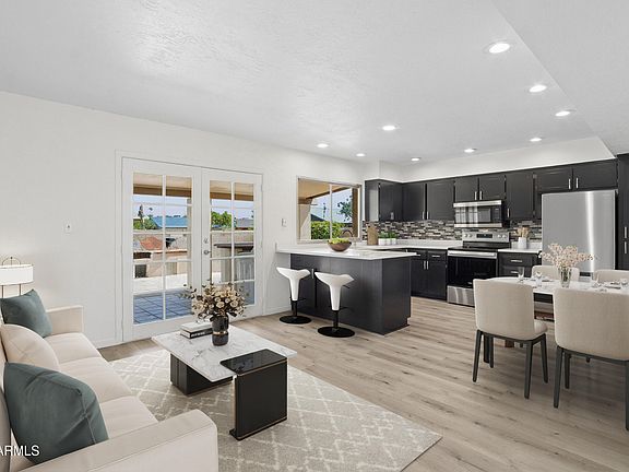 4th image of 2070 E YALE Drive