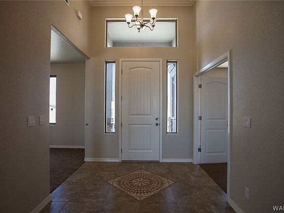 3rd image of 2045 Cherokee Circle