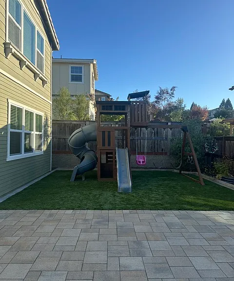 99 Jagla St — Photo 43