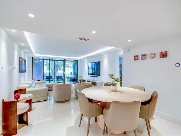 16175 Golf Club Rd APT 113, Fort Lauderdale, FL 33326