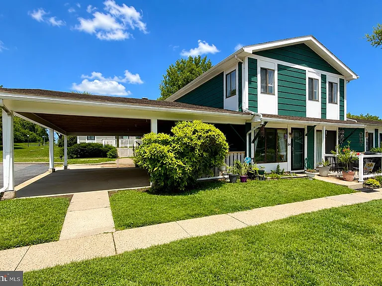 64 Woodway Dr — Photo 6