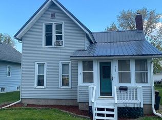 904 15th Ave, Fulton, IL 61252