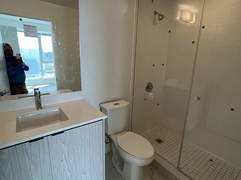 55 Duke St W #1501 — Photo 6