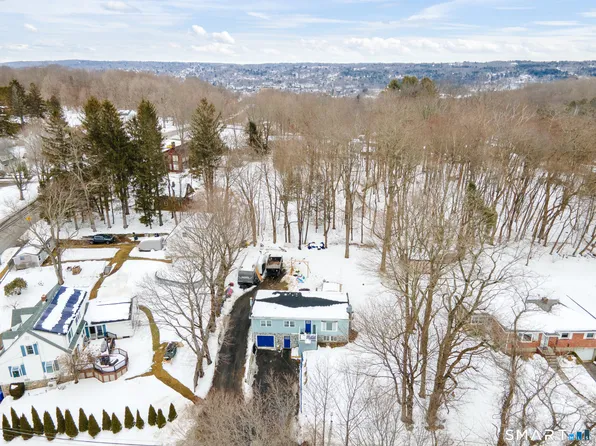 19 Hillcrest Street, Torrington, CT 06790