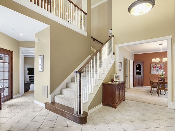 04_5917Westmont_004_mls.jpg