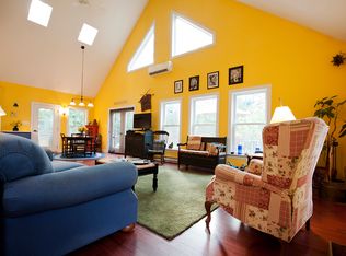 1961 Mountain Rd, Shickshinny, PA 18655