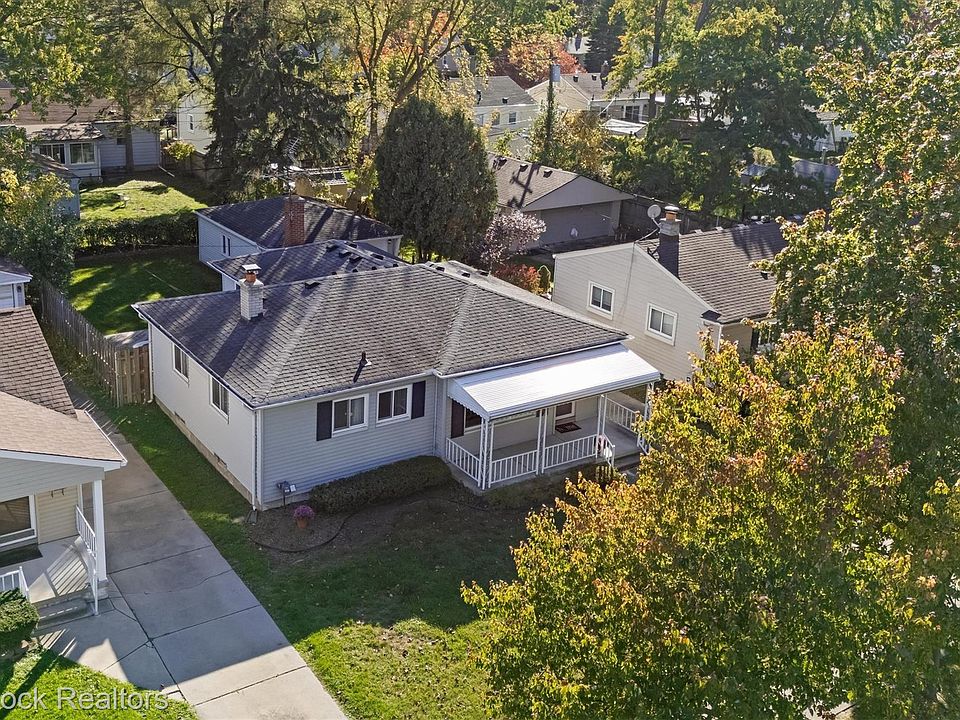1602 Millard Ave, photo 4