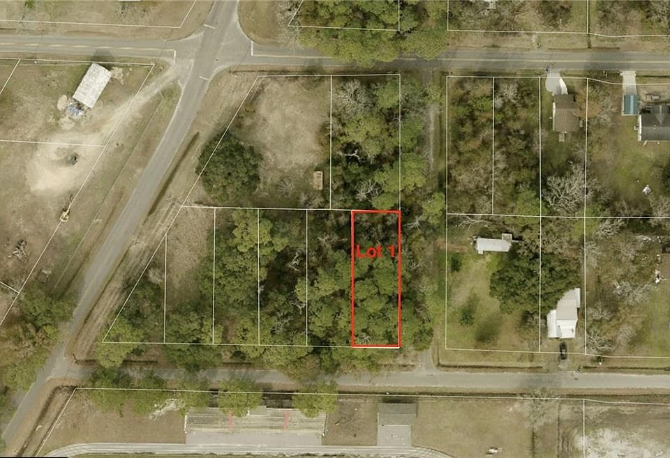 2nd image of 0 W Alba St #1