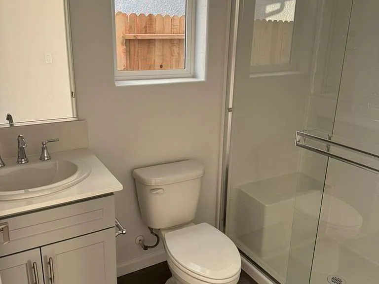 3023 N Martin St — Photo 28