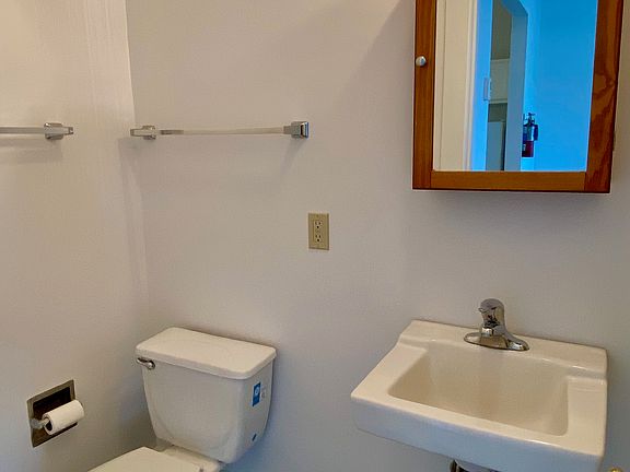 4th image of 42 Bridge St #3