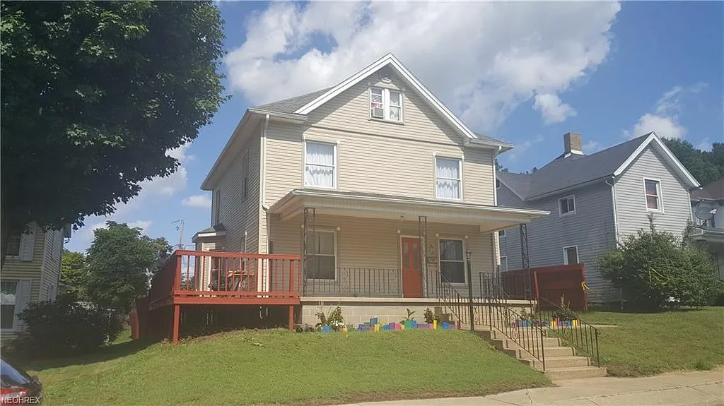 1530 Hay Ave photo 1