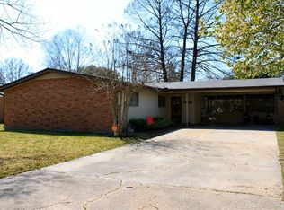 702 9th Ave, Cleveland, MS 38732