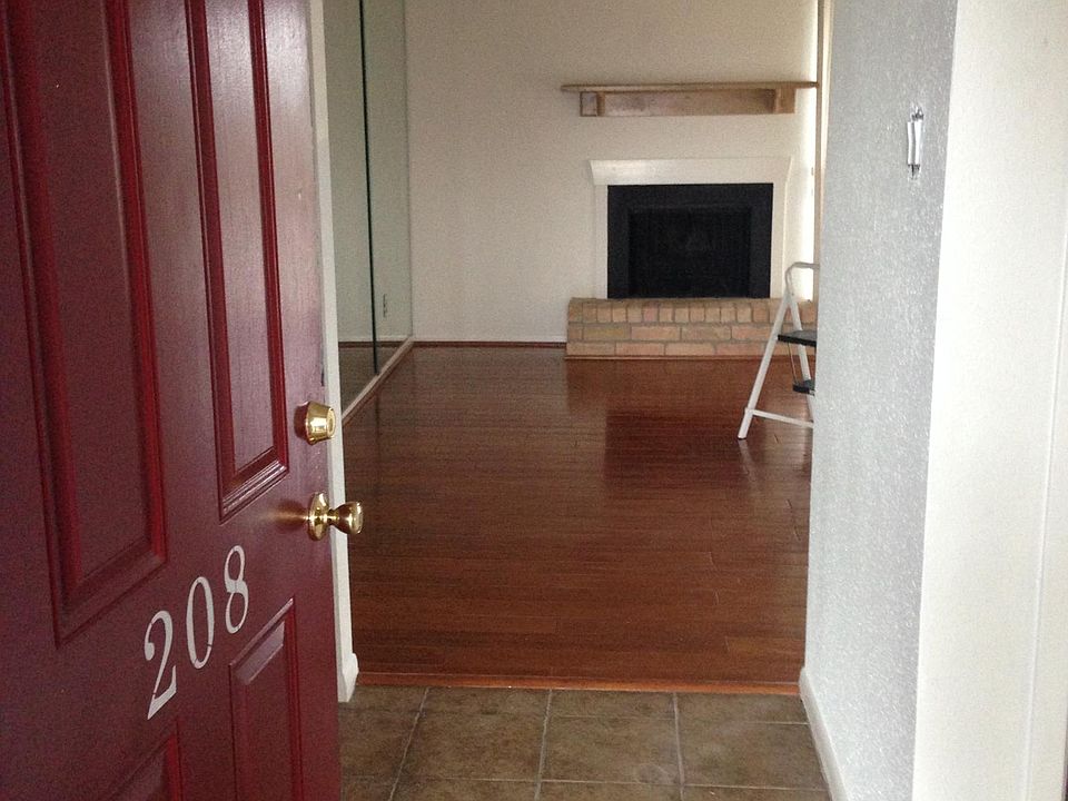 Front entry way. Master bedroom and bath to left. Guest bedroom and bath to right.