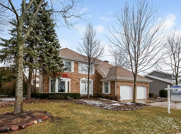 2nd image of 2404 Arlingdale Dr