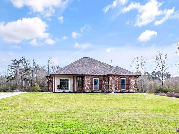 2nd image of 15418 Nova Ln