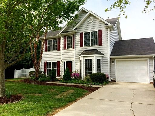 4th image of 5807 Highland Grove Dr