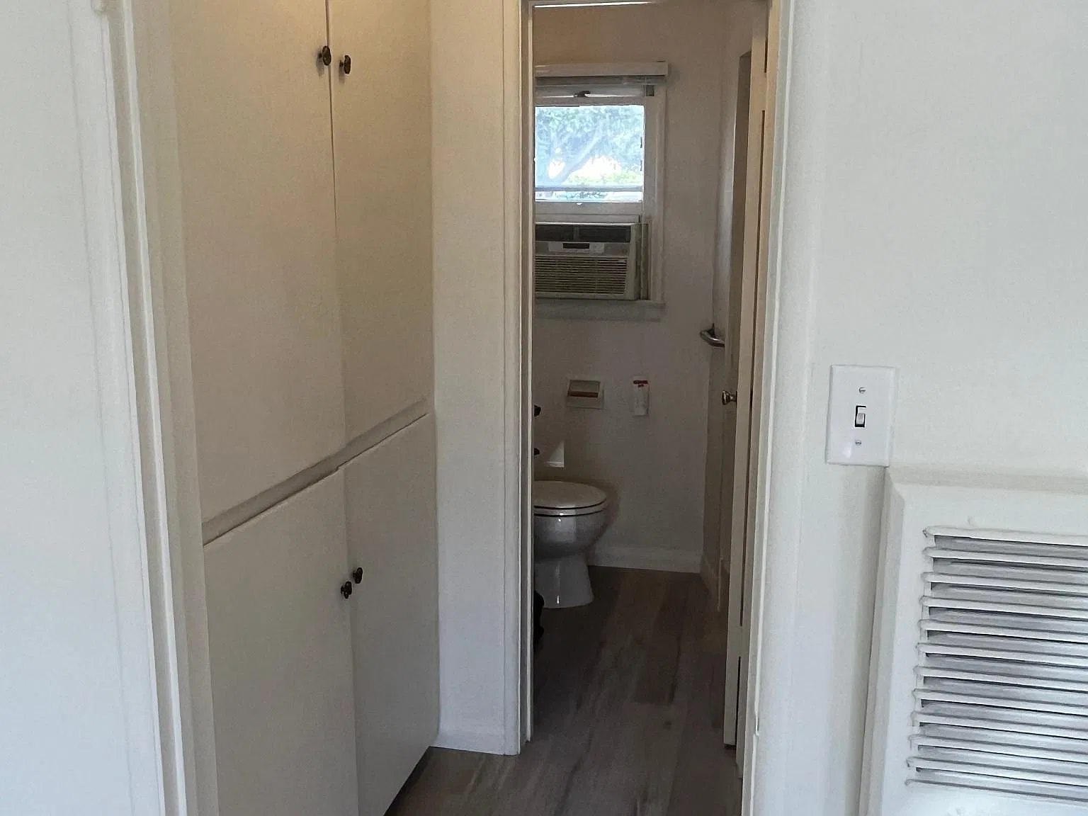 Studio, 400 sqft, $1,950 — Photo 3