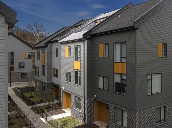 5575 Berlin Way, Pittsburgh, PA 15201