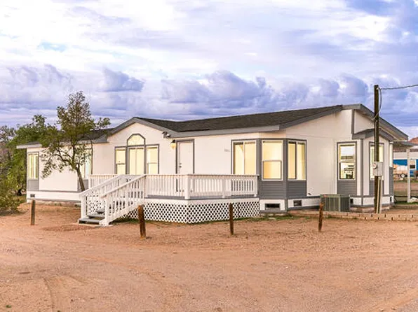 1097 S EGAR Road, Golden Valley, AZ 86413