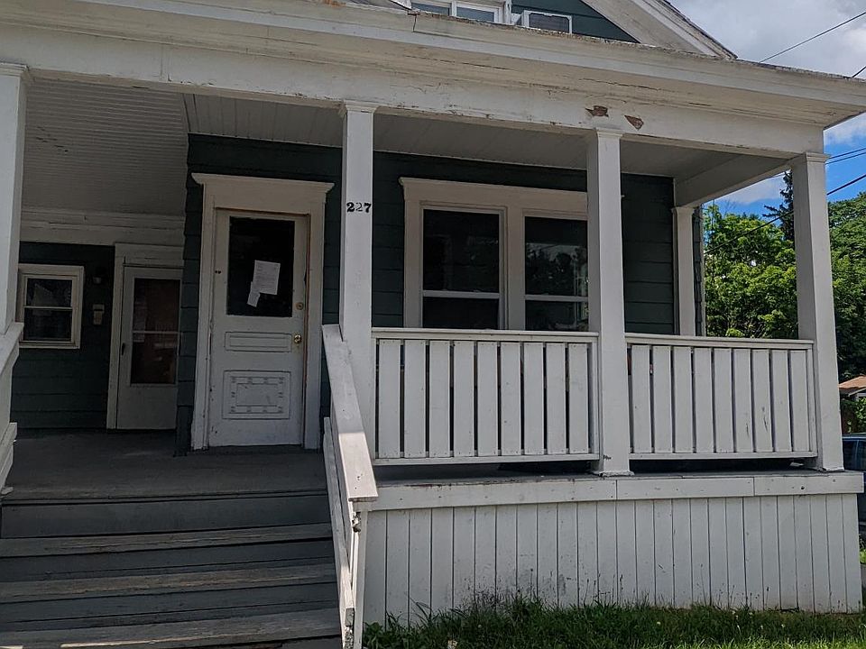 1st image of 227 Seward St #1