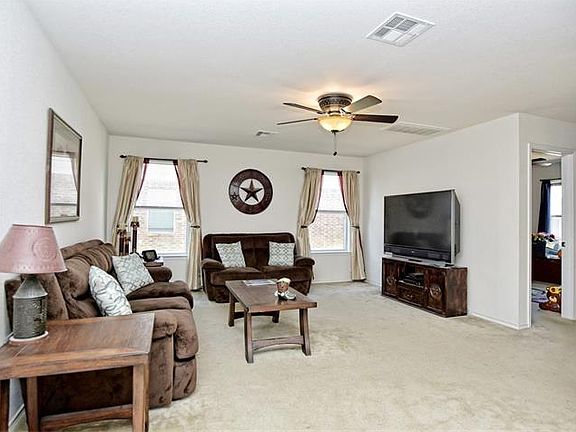 5th image of 320 Kingfisher Ln