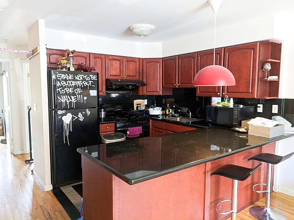 2nd image of 11442 Taipei Ct #1FL