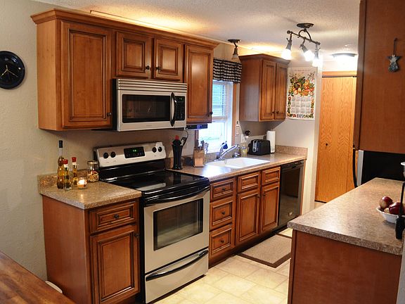 Maple Cabinetry, Stainless