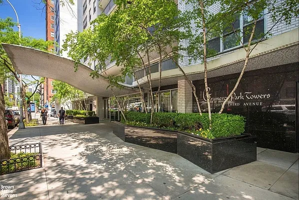 Sold by Brown Harris Stevens | media 10
