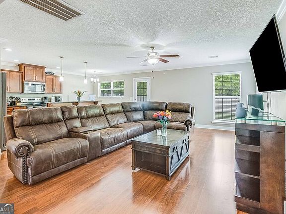 2nd image of 1200 Cypress Fall Cir