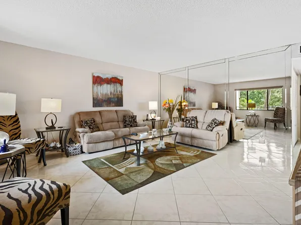 15109 Ashland Drive #330, Delray Beach, FL 33484