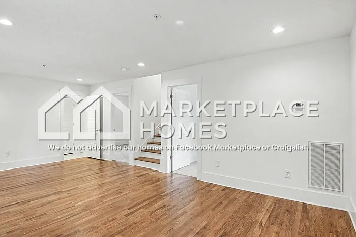 211 Briar Rd — Photo 17