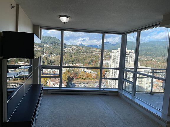 Living Room. Brand New Flooring is being added.
