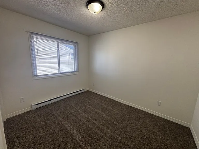 PM 120 - 406 Hacker Ct. — Photo 24